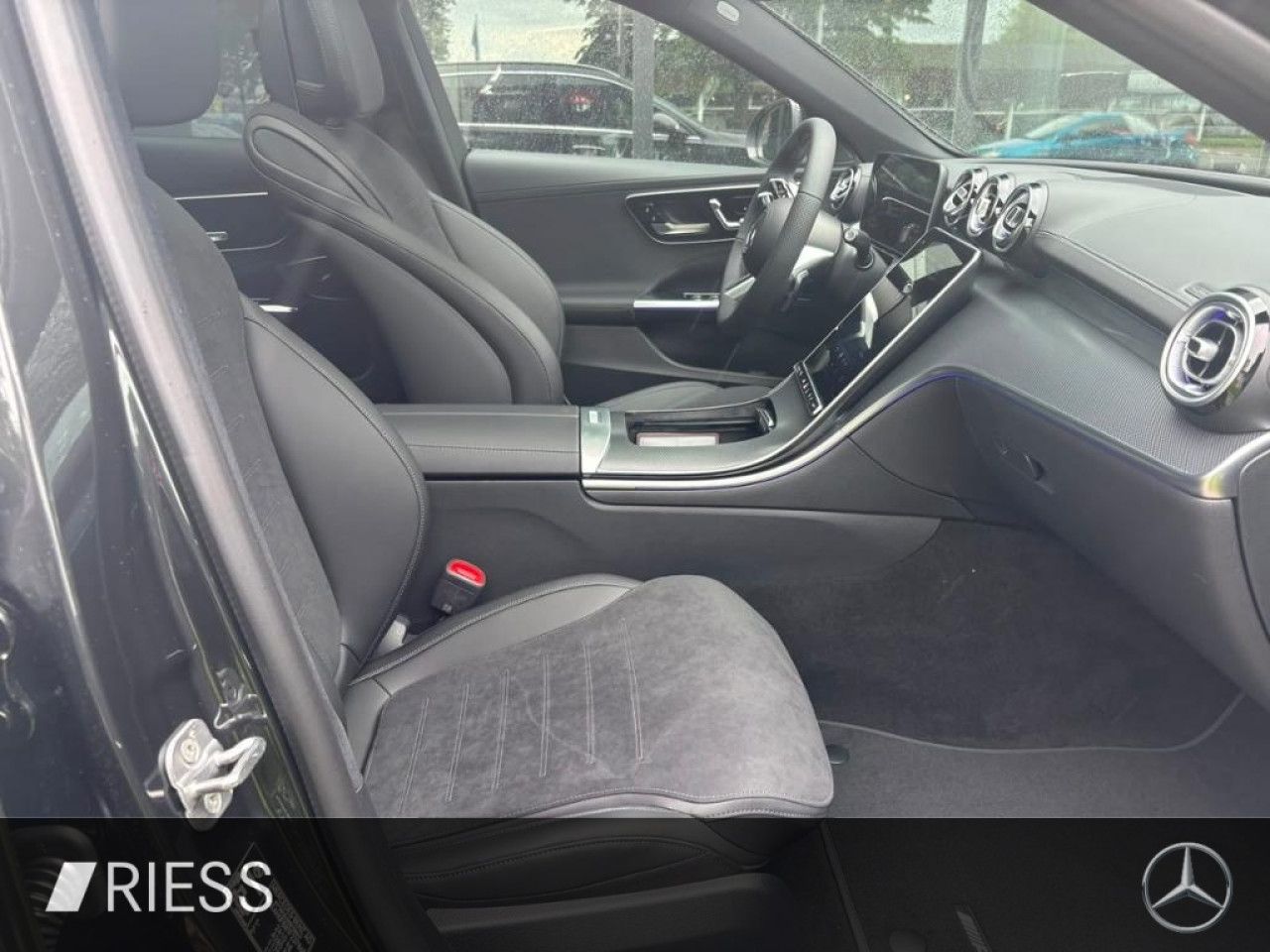 Mercedes-Benz C-Klasse – Bild 9