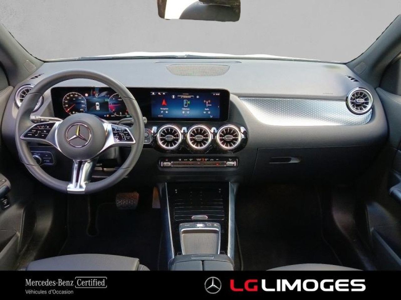 Photo du v&eacute;hicule 9 / 18