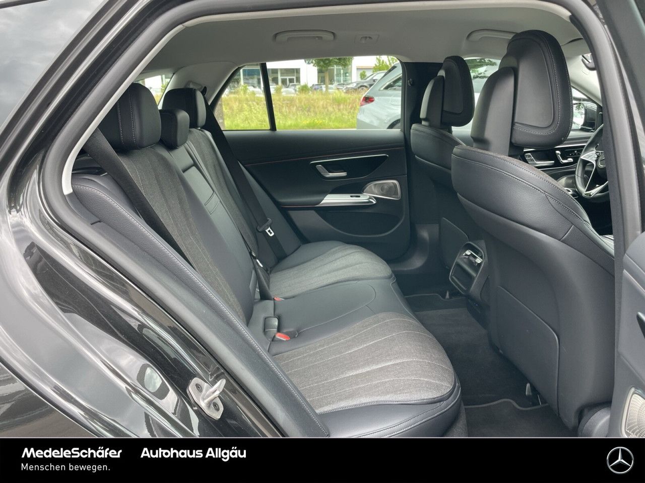 Mercedes-Benz E-Klasse – Bild 11