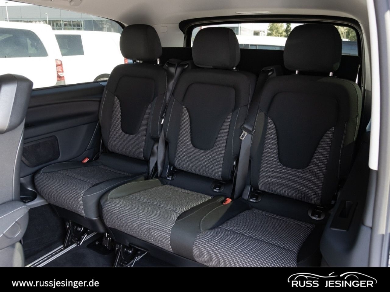 Mercedes-Benz EQV – Bild 8