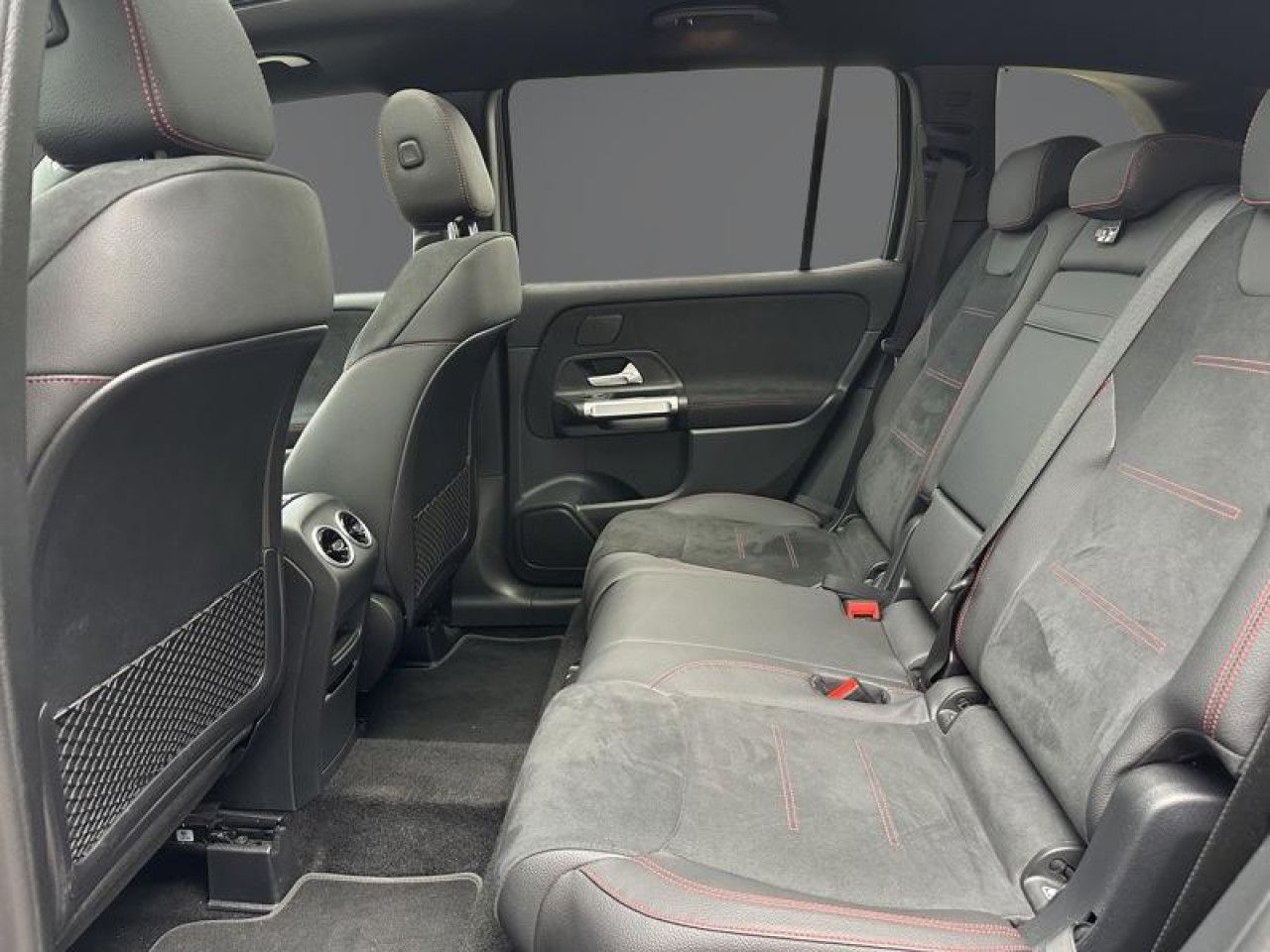 Photo du véhicule 17 / 18