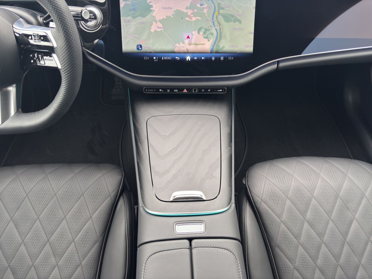 Mercedes-Benz E-Klasse – Bild 13