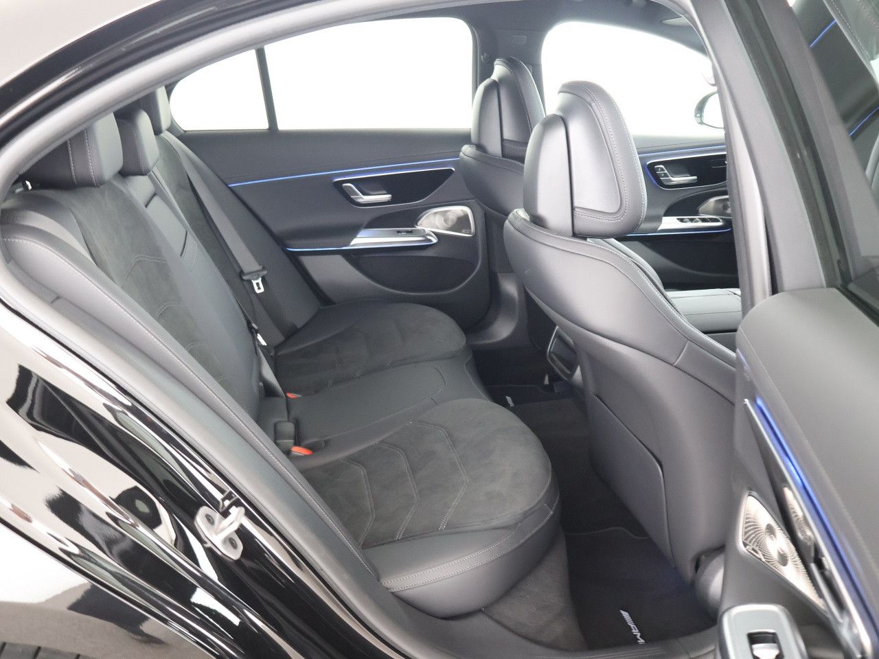 Mercedes-Benz E-Klasse – Bild 16