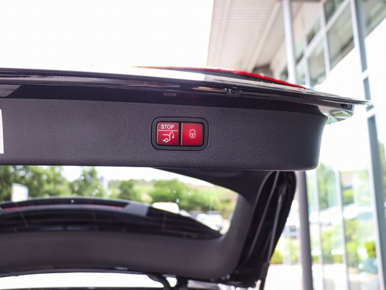 Mercedes-Benz E-Klasse – Bild 27