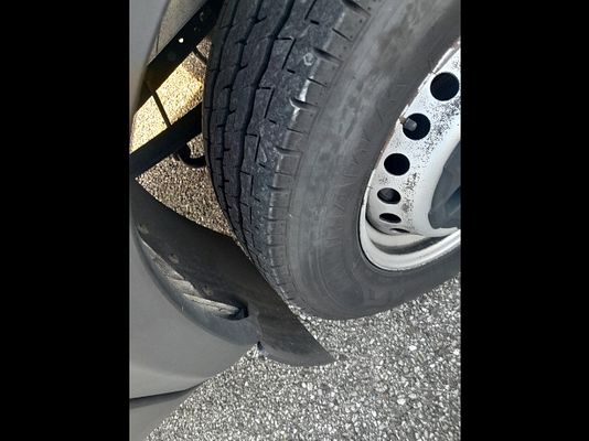 Vehicle image 6 / 20