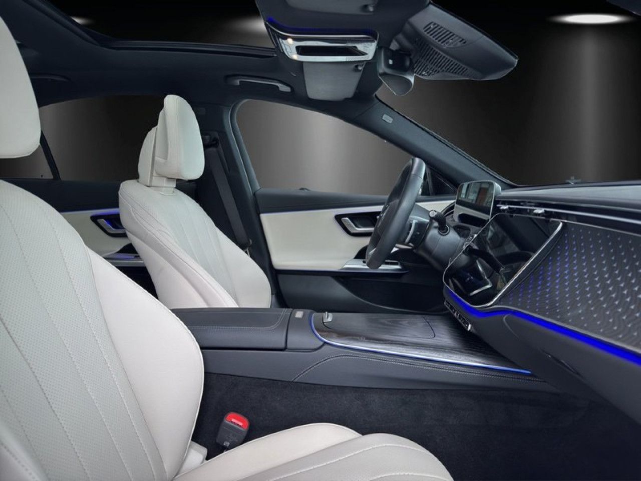 Mercedes-Benz E-Klasse – Bild 8
