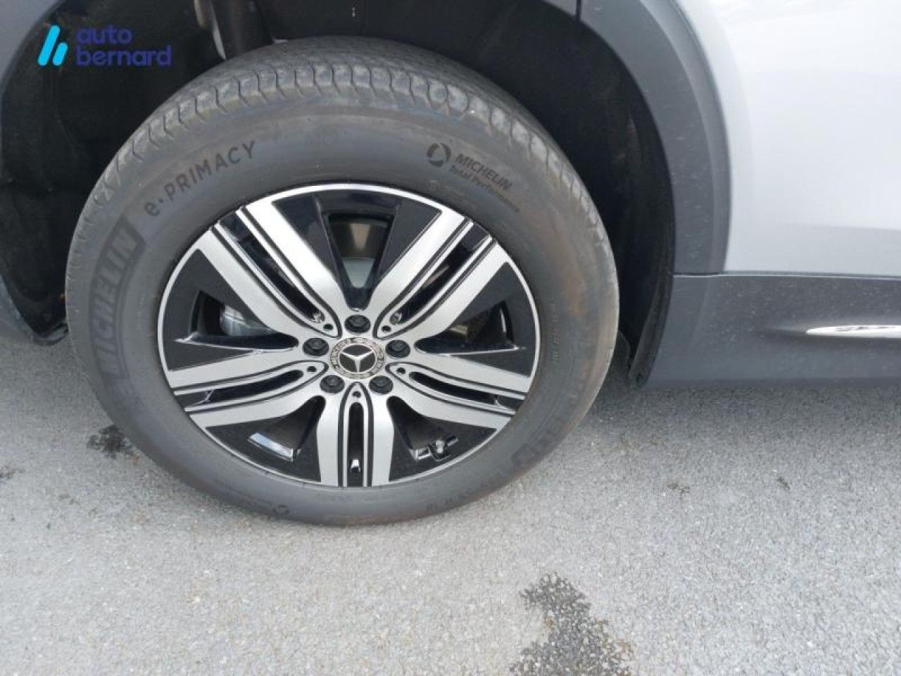 Photo du v&eacute;hicule 17 / 18