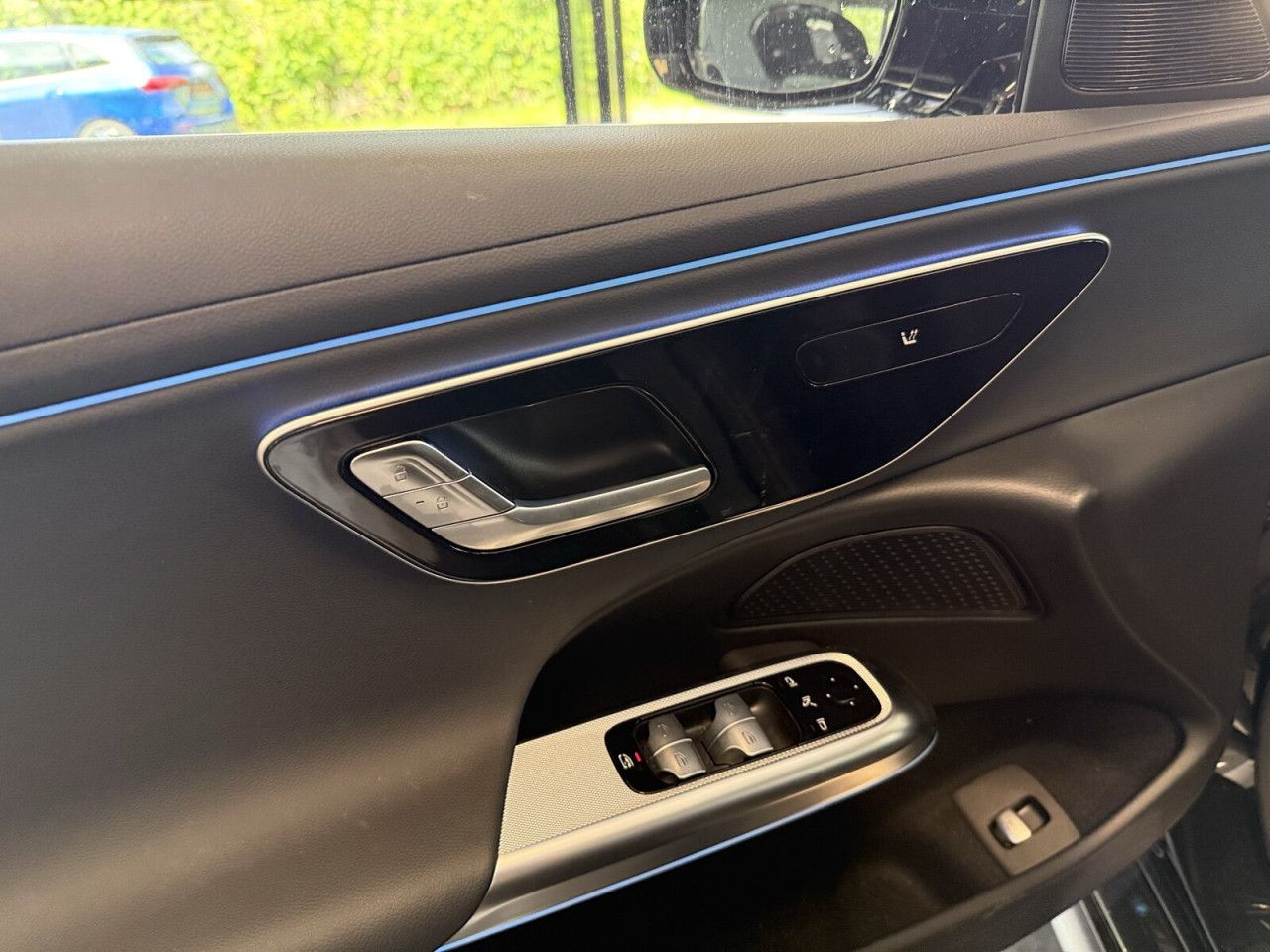 Mercedes-Benz E-Klasse – Bild 10