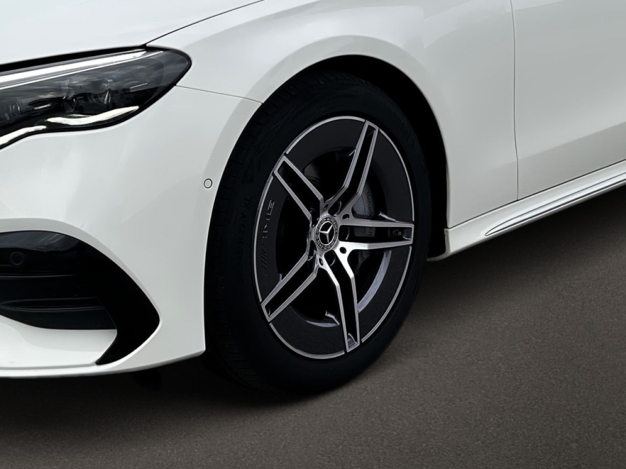 Mercedes-Benz E-Klasse – Bild 7