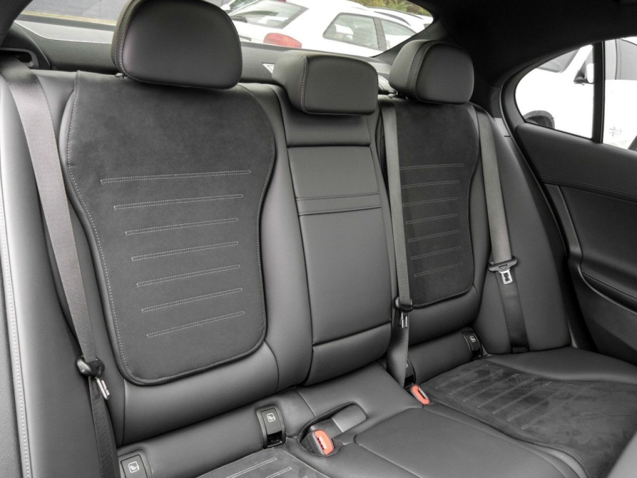 Mercedes-Benz C-Klasse – Bild 4