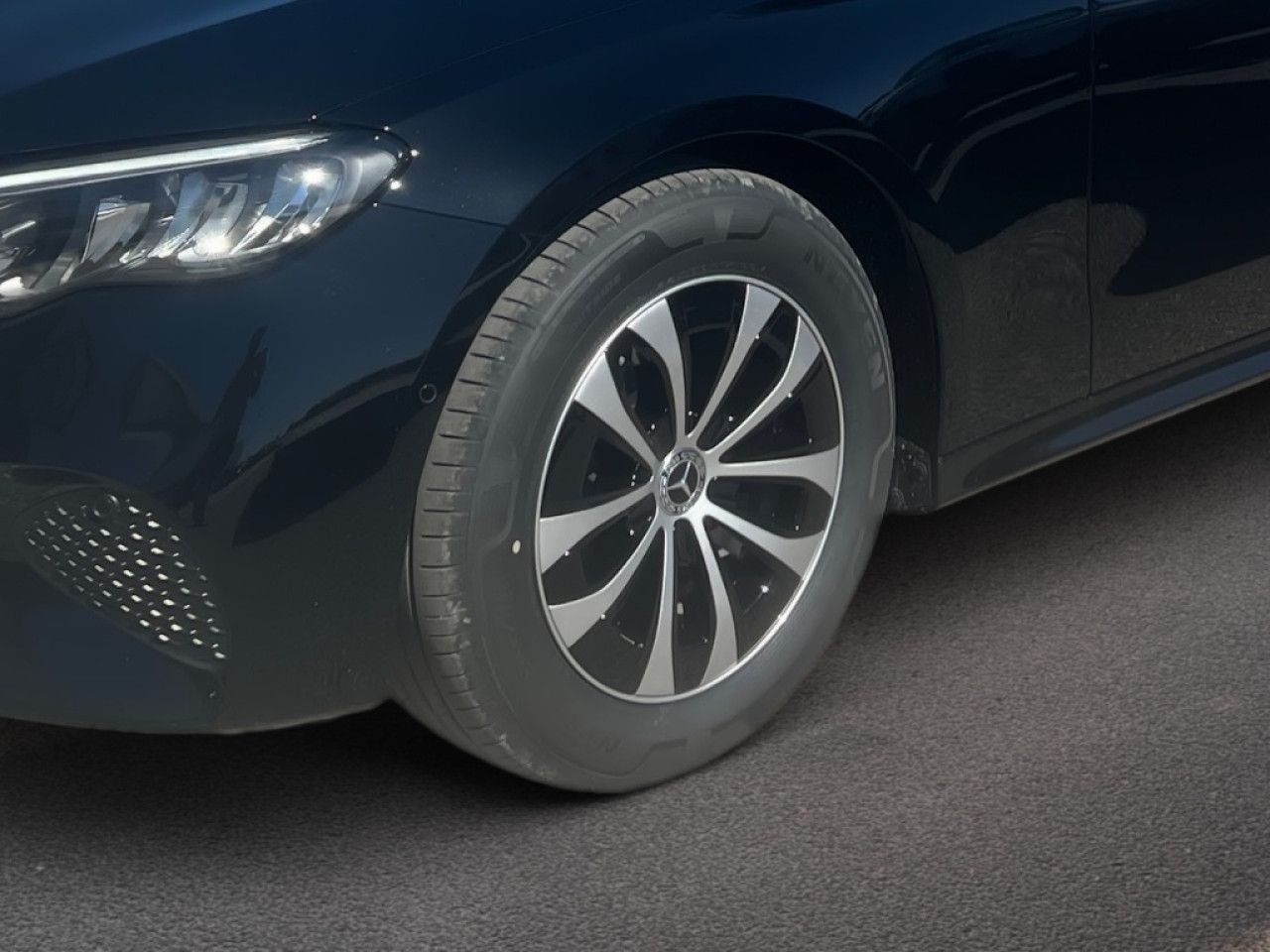 Mercedes-Benz E-Klasse – Bild 7