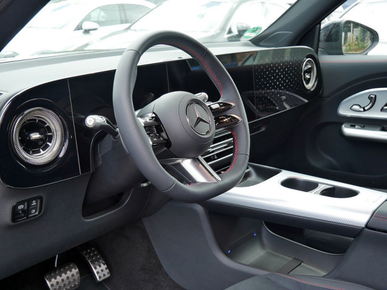 Mercedes-Benz GLB – Bild 12