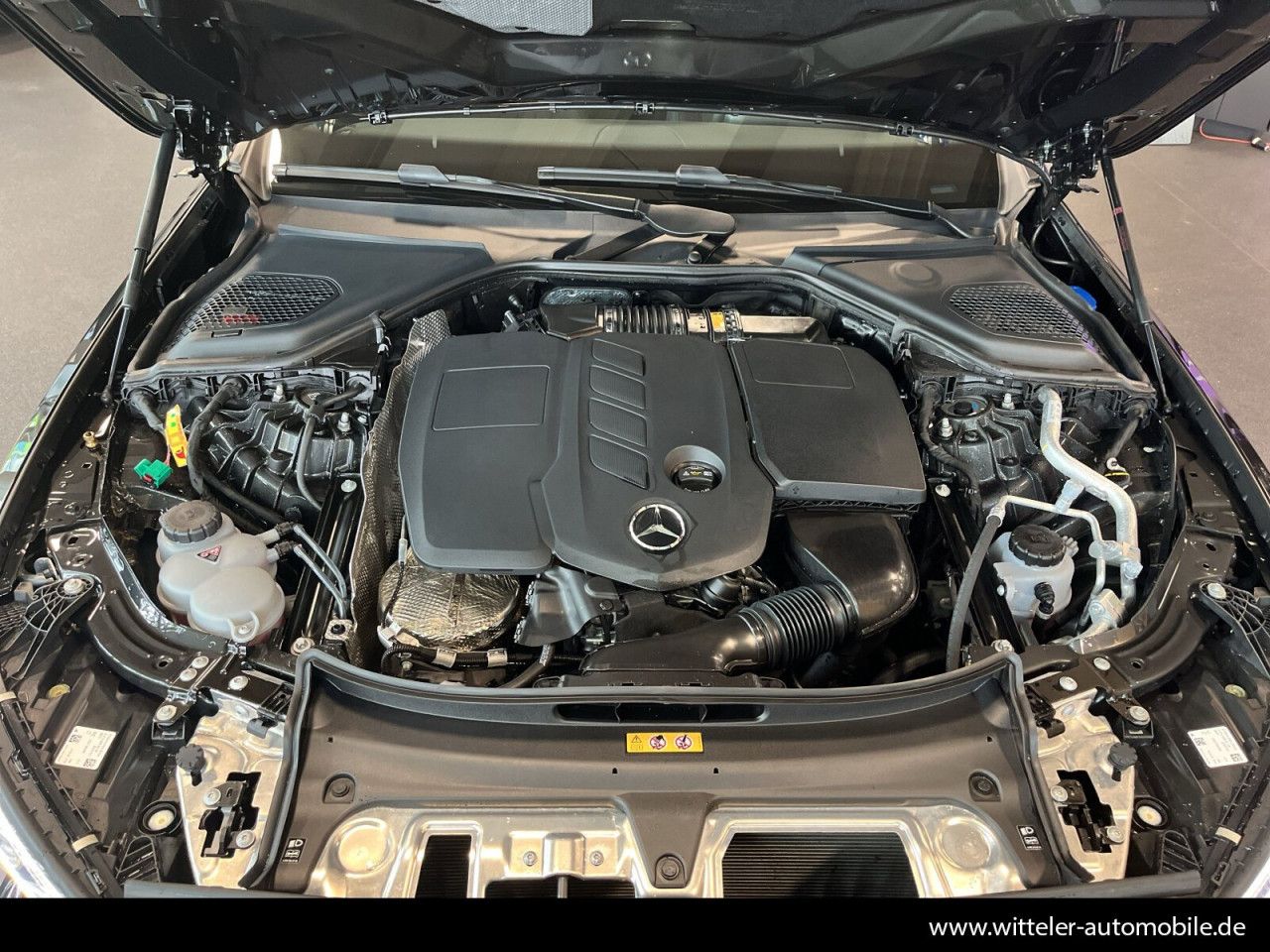 Mercedes-Benz E-Klasse – Bild 19