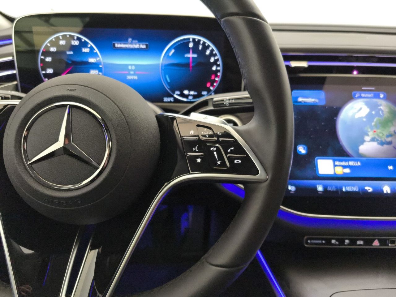 Mercedes-Benz E-Klasse – Bild 18