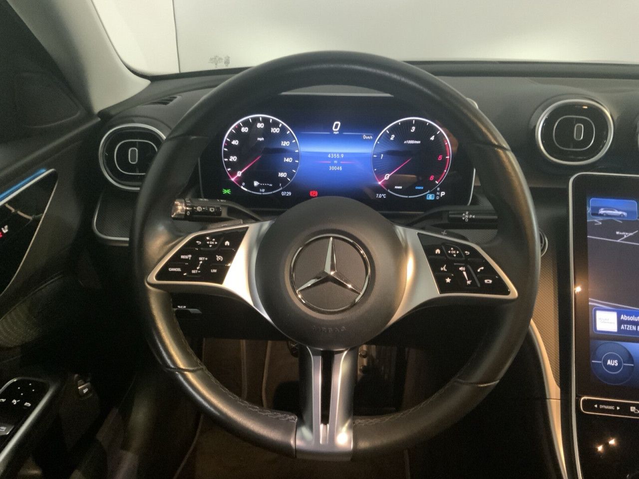 Mercedes-Benz C-Klasse – Bild 10