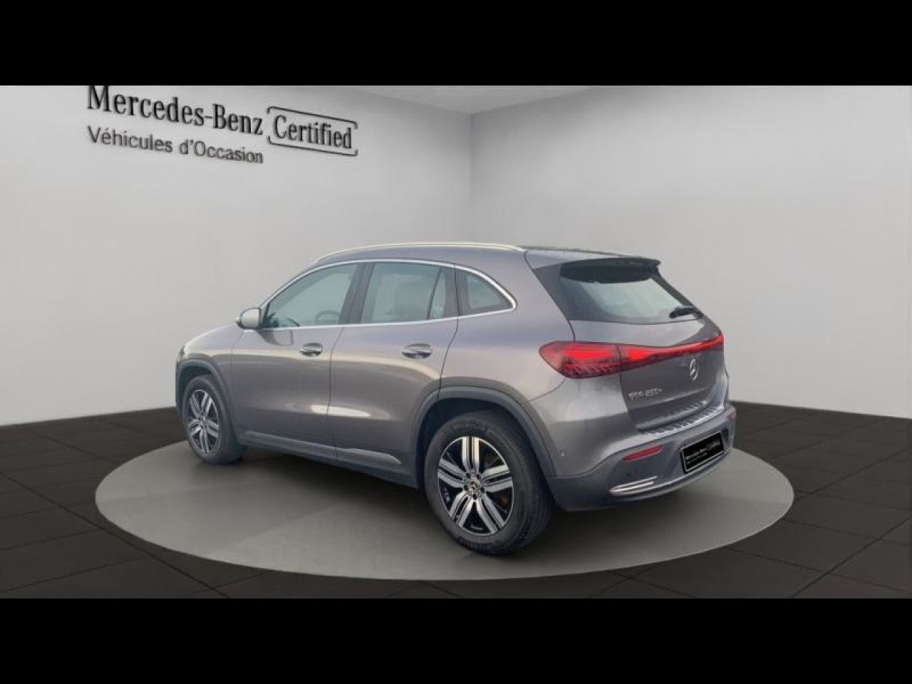 Photo du v&eacute;hicule 4 / 18