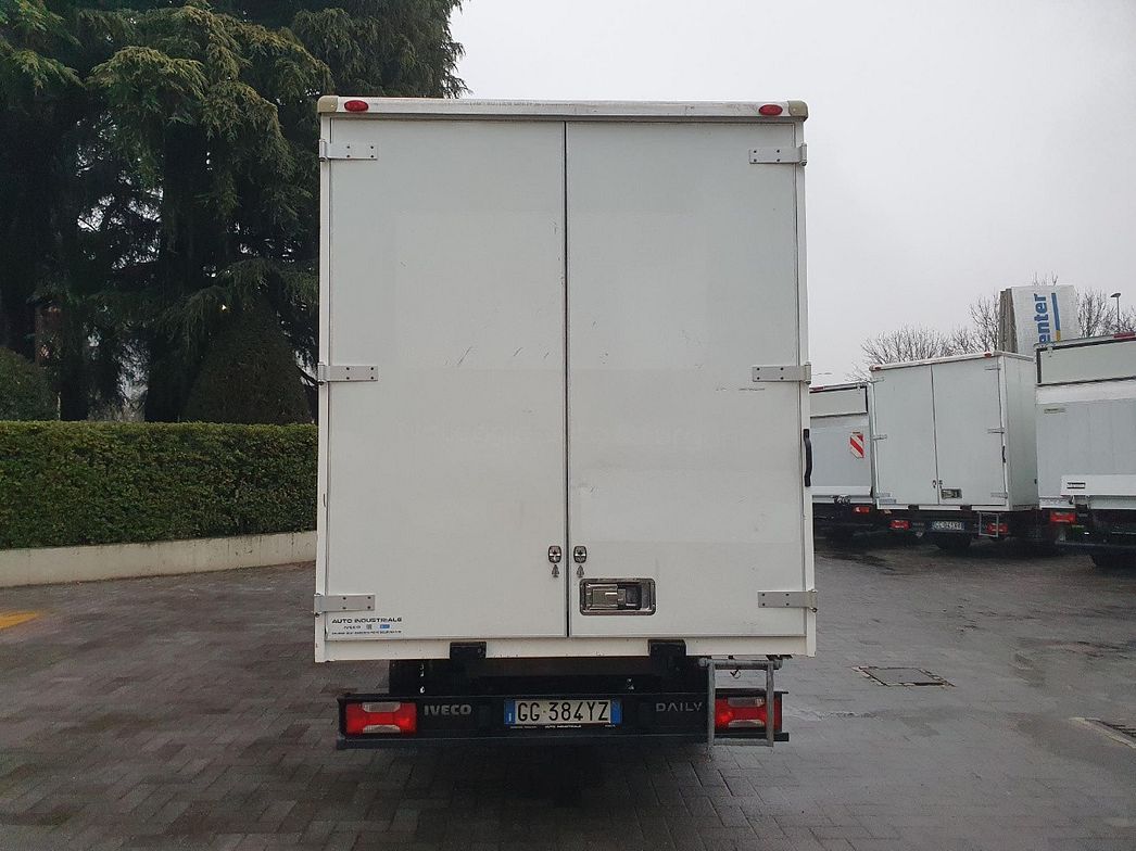 IVECO | IVECO DAILY 35C14 BOX