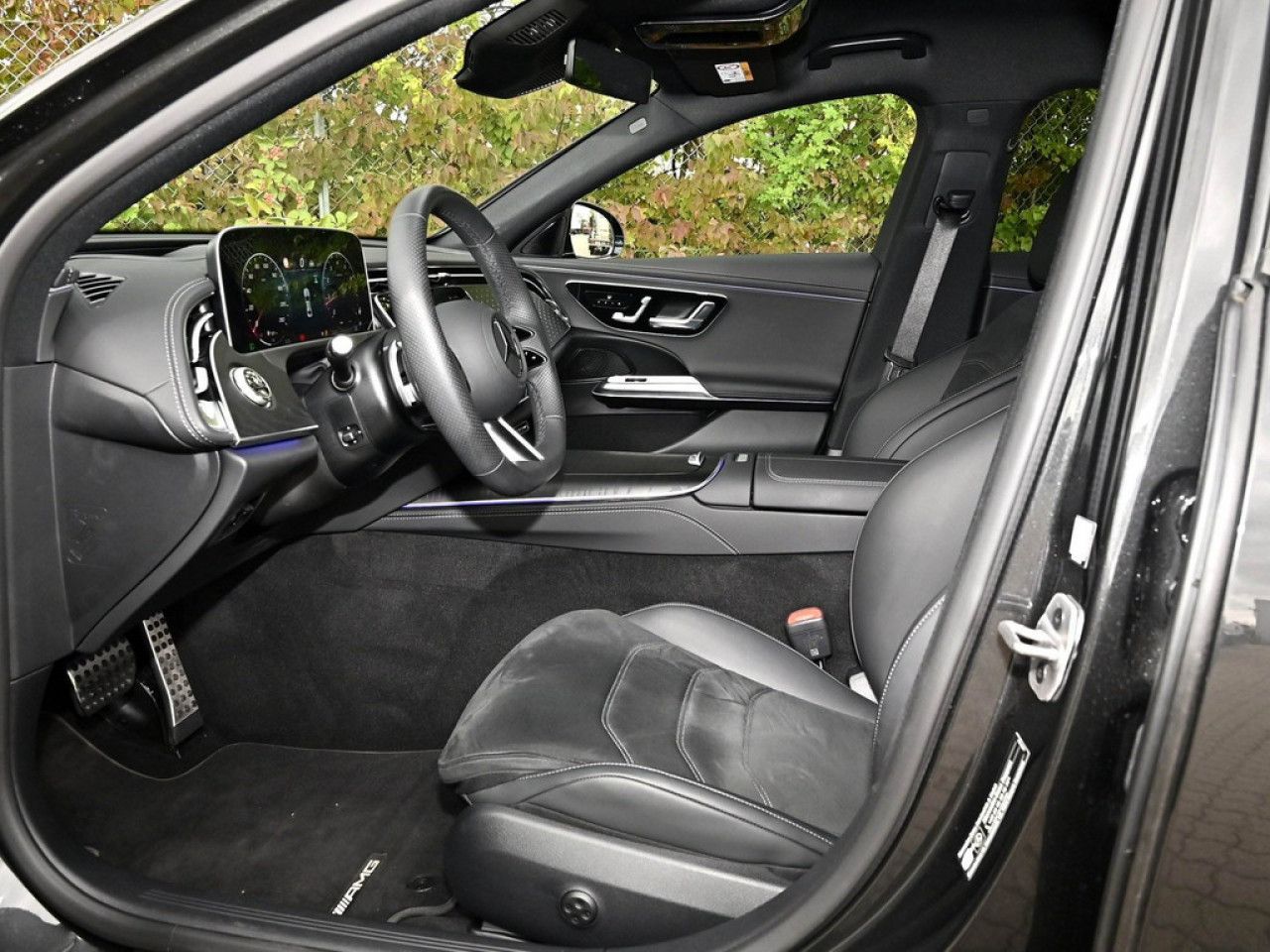 Mercedes-Benz E-Klasse – Bild 9