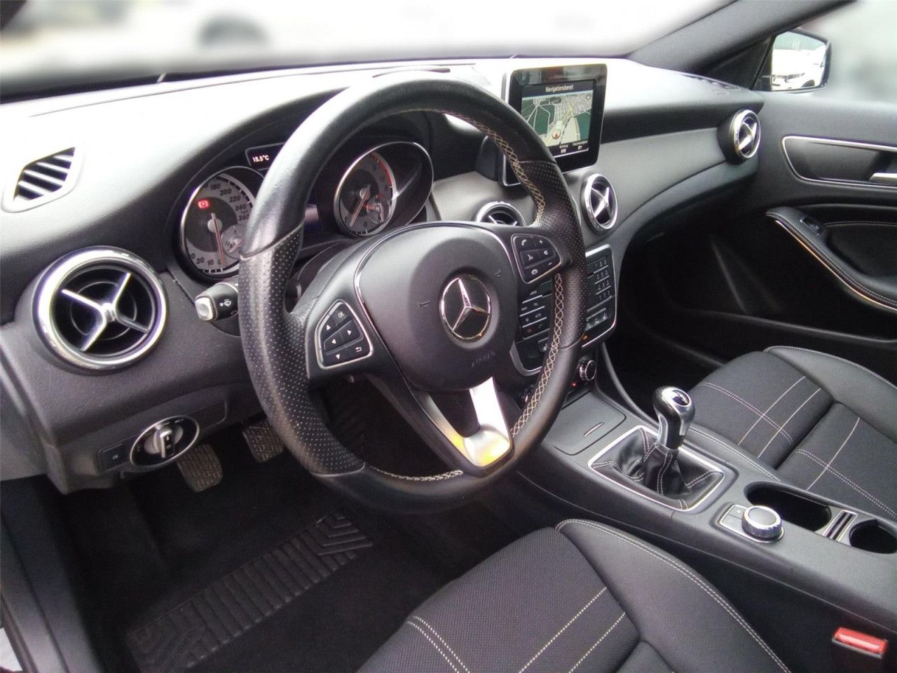 Fahrzeugbild 10 / 18