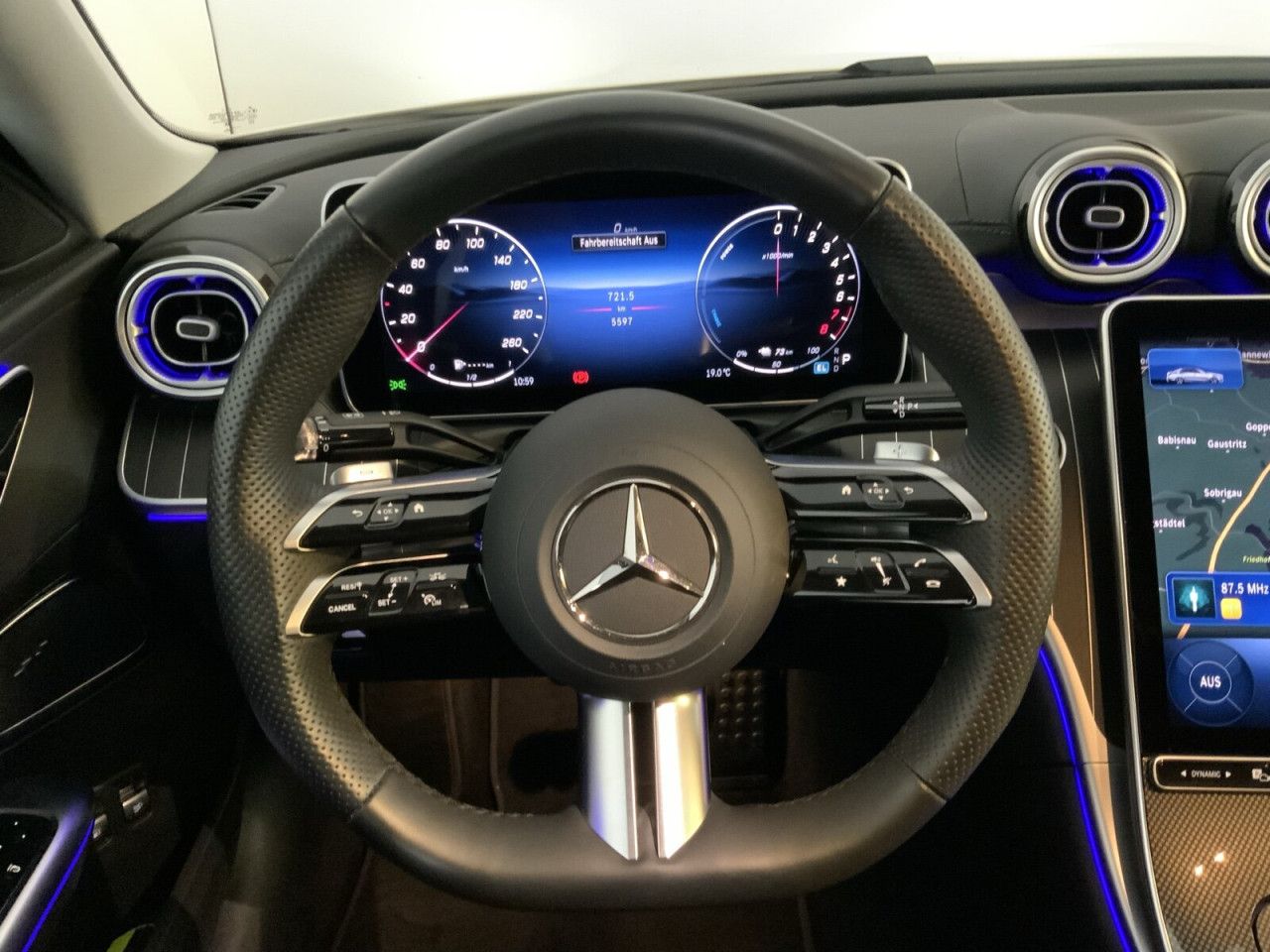 Mercedes-Benz C-Klasse – Bild 10