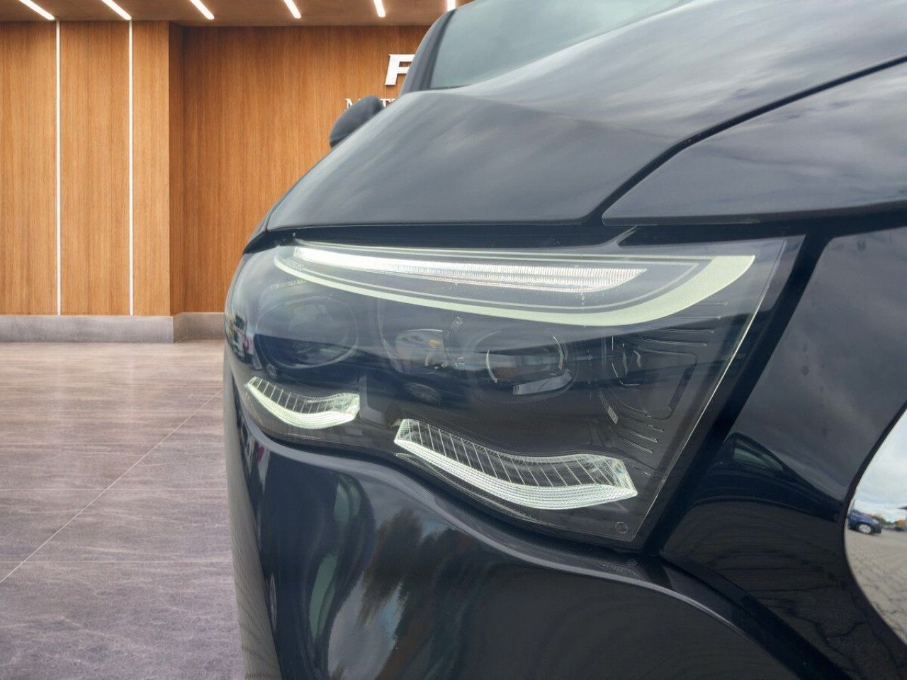 Mercedes-Benz E-Klasse – Bild 20