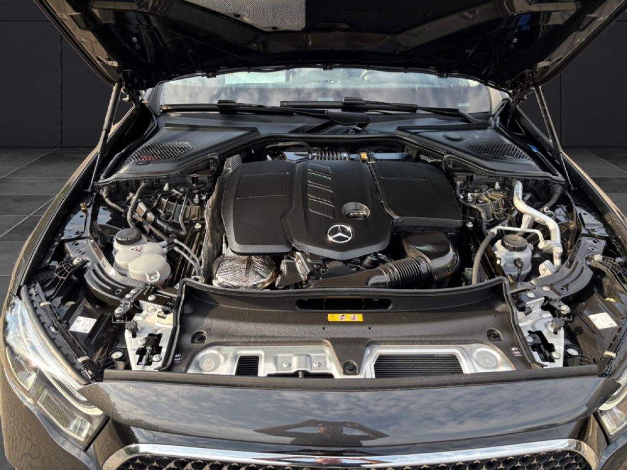 Mercedes-Benz E-Klasse – Bild 21
