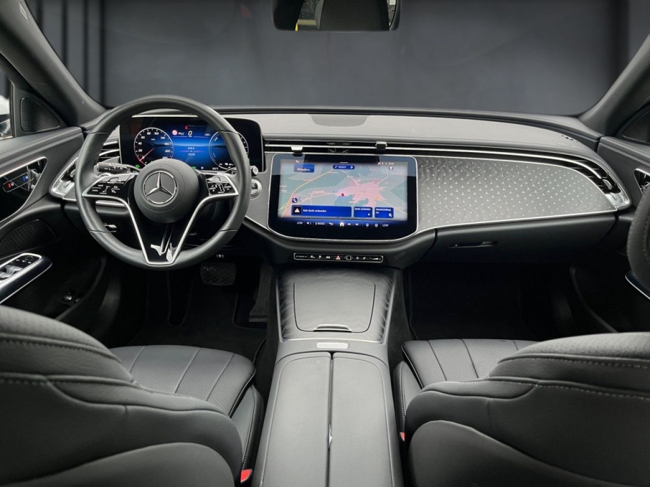 Mercedes-Benz E-Klasse – Bild 14