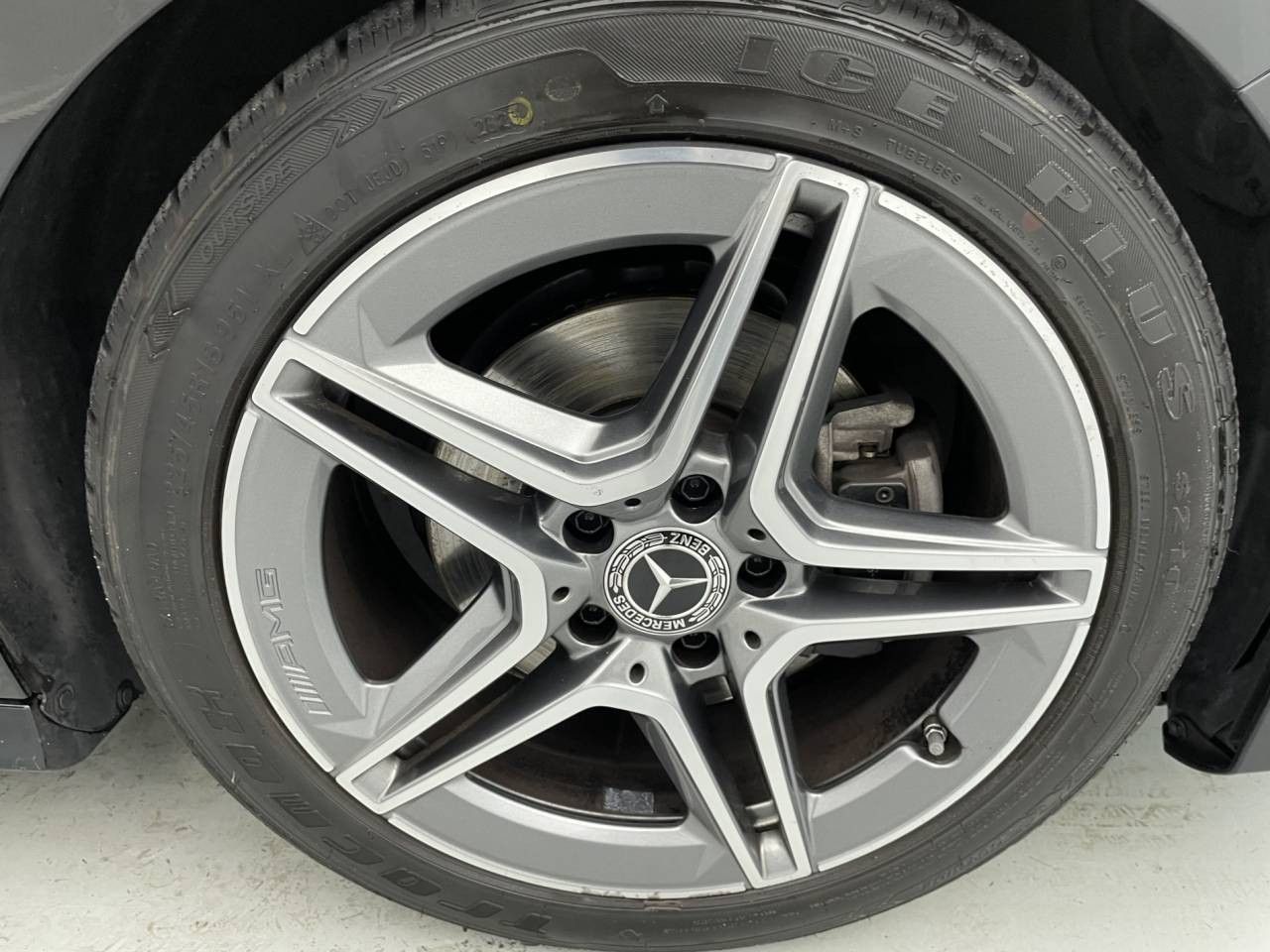 Photo du v&eacute;hicule 13 / 18