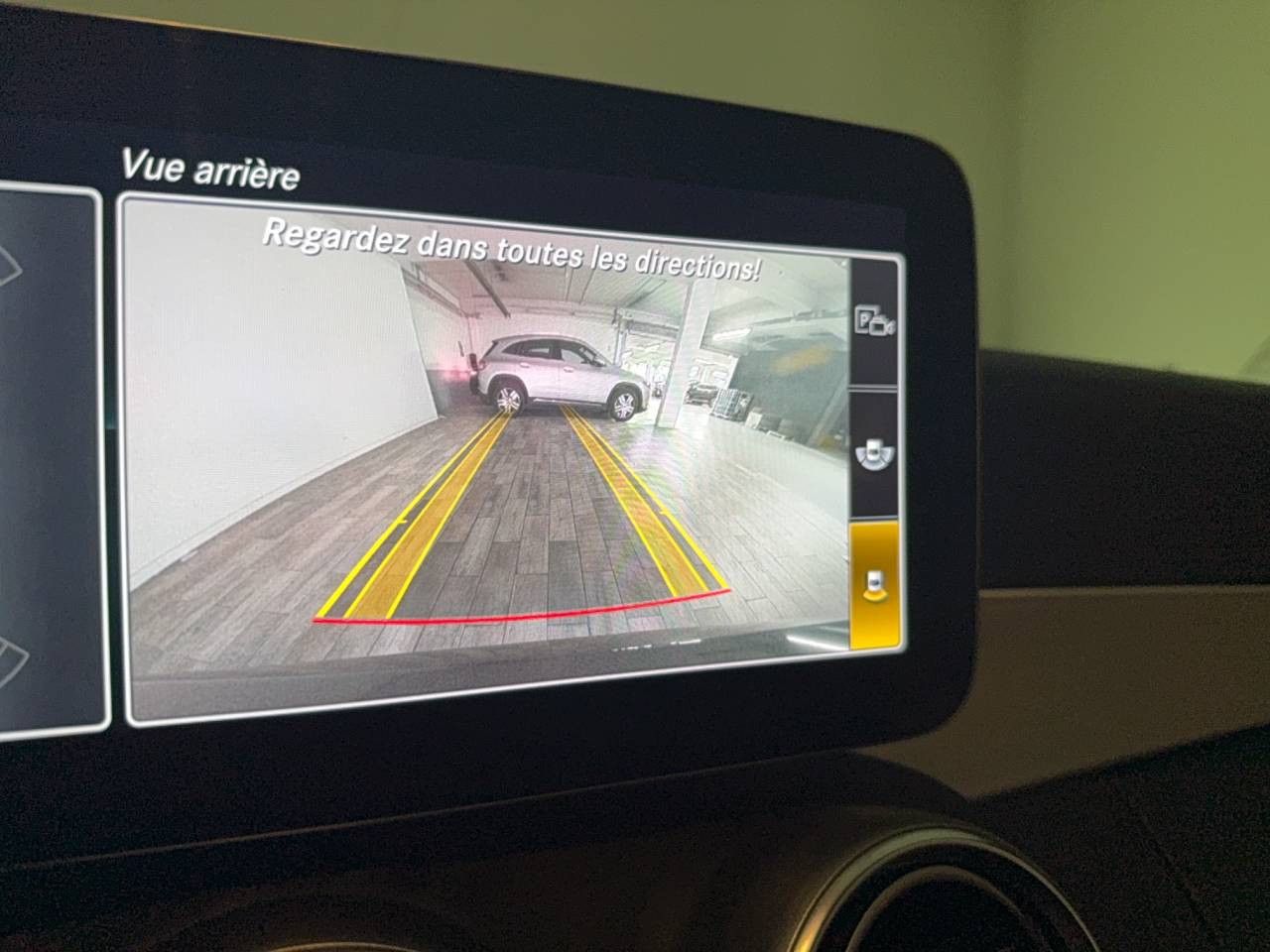 Photo du v&eacute;hicule 8 / 17