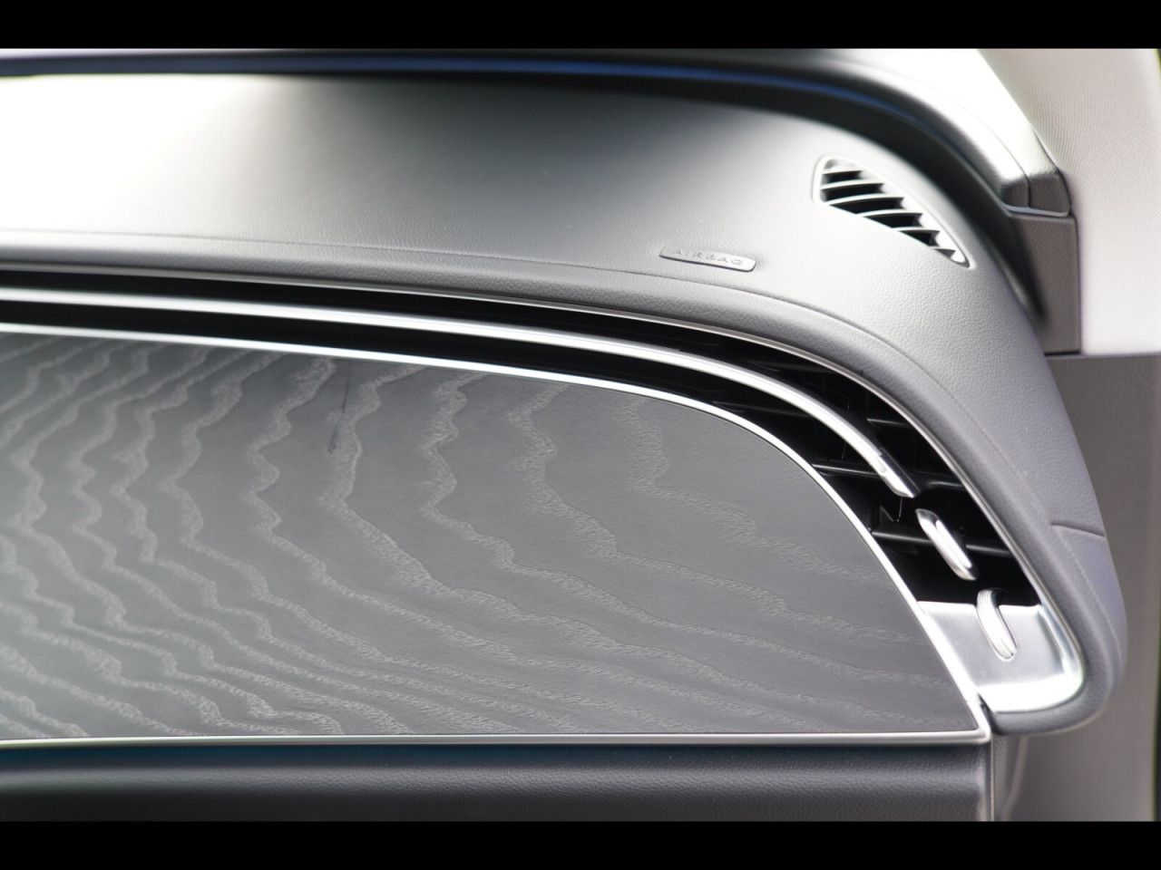 Mercedes-Benz E-Klasse – Bild 23
