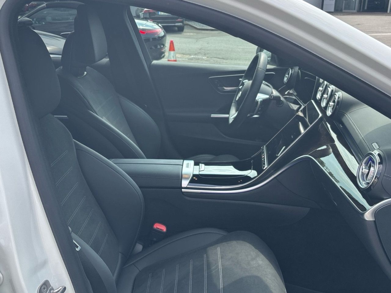 Mercedes-Benz C-Klasse – Bild 11