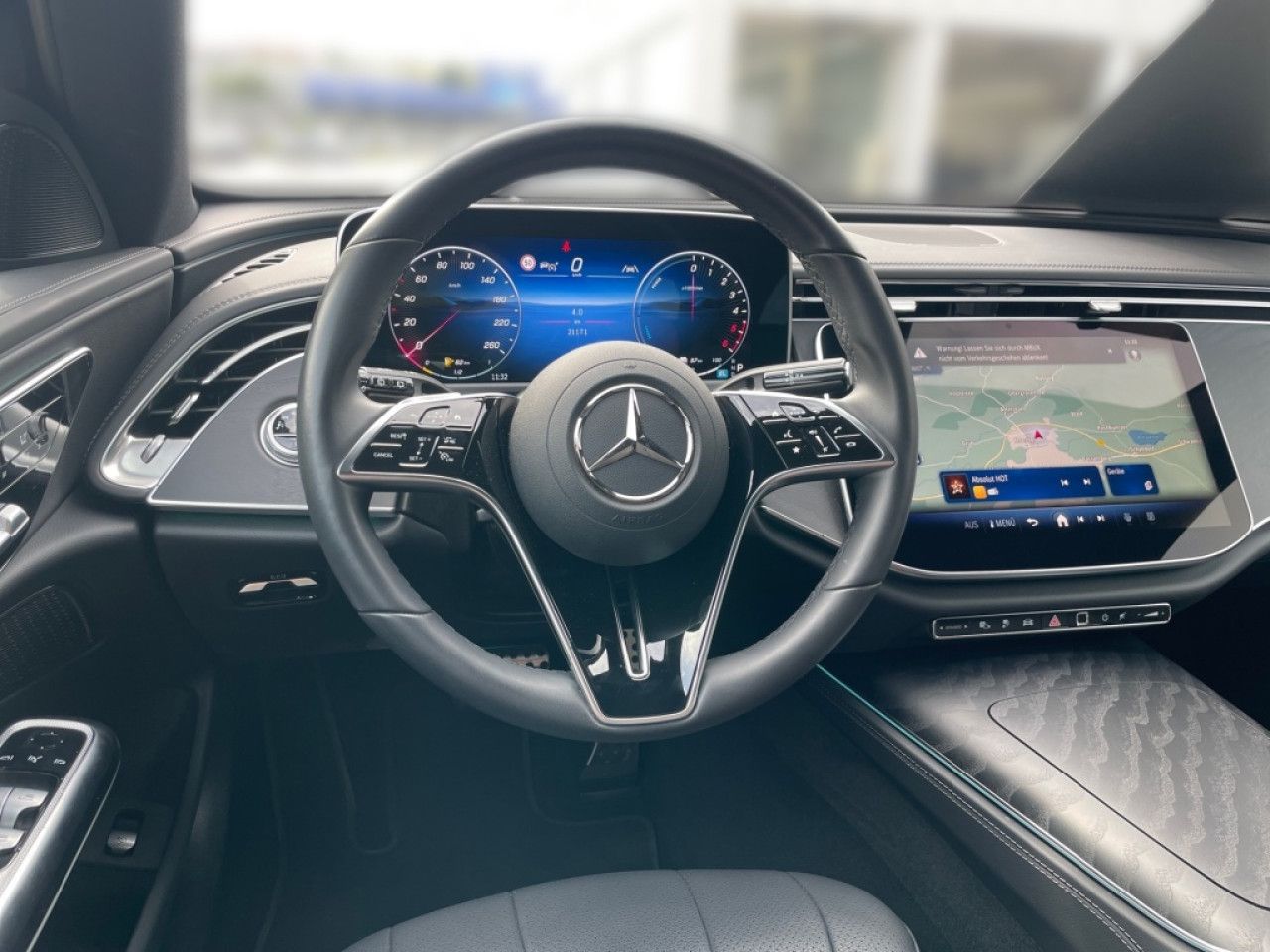 Mercedes-Benz E-Klasse – Bild 9