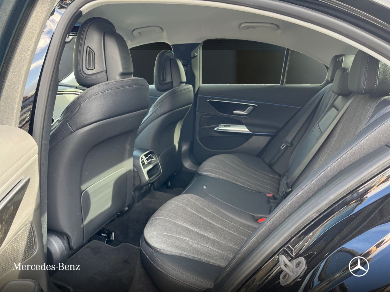 Mercedes-Benz E-Klasse – Bild 15