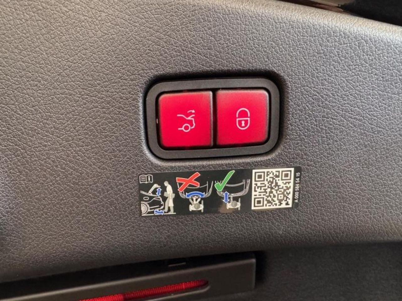 Photo du v&eacute;hicule 12 / 18