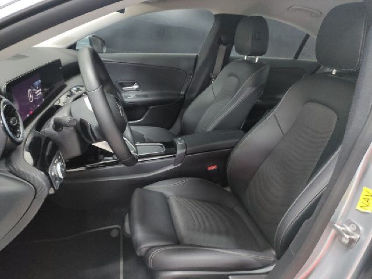 Imagem do veículo 7 / 10