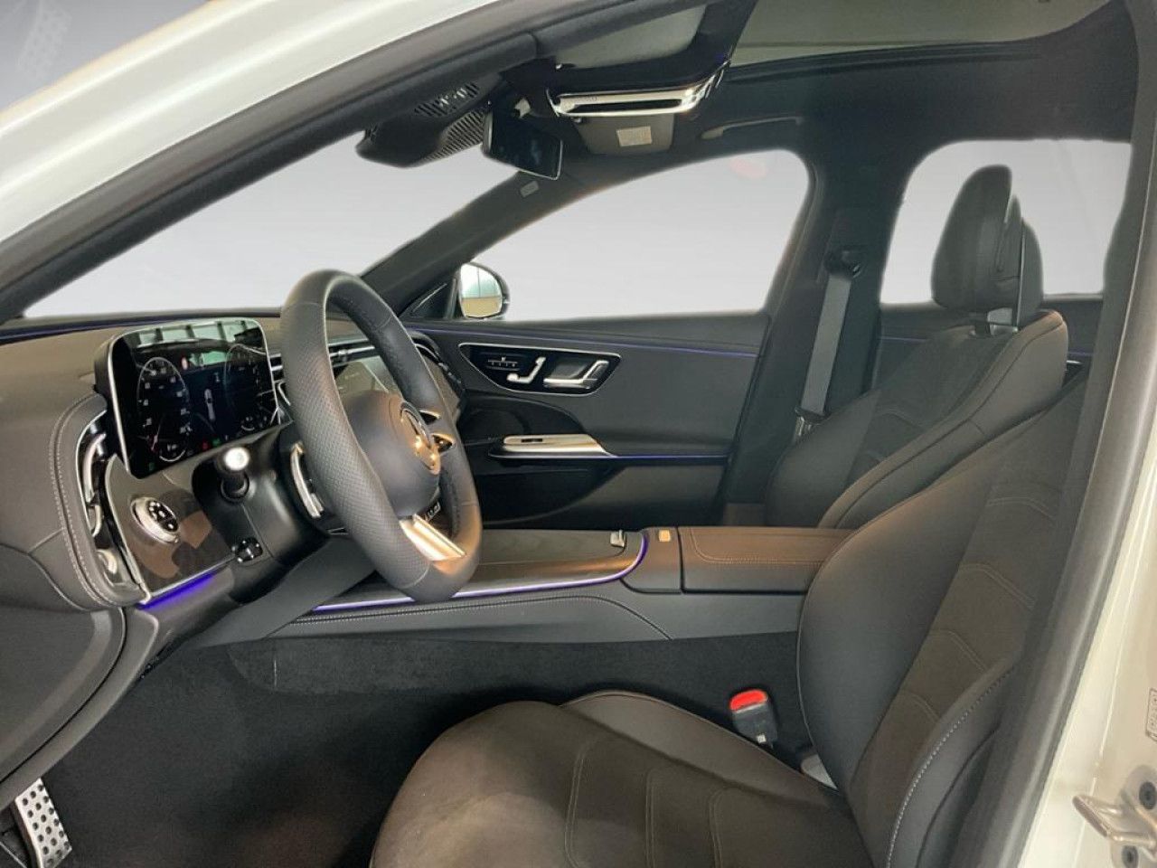 Mercedes-Benz E-Klasse – Bild 8