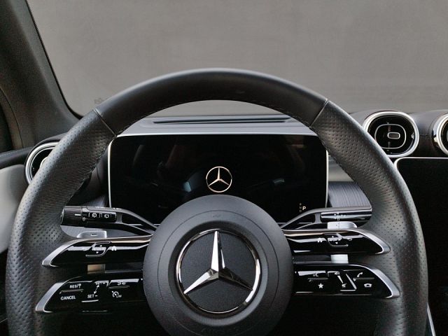 MERCEDES-BENZ GLC 2024 — imagine 2