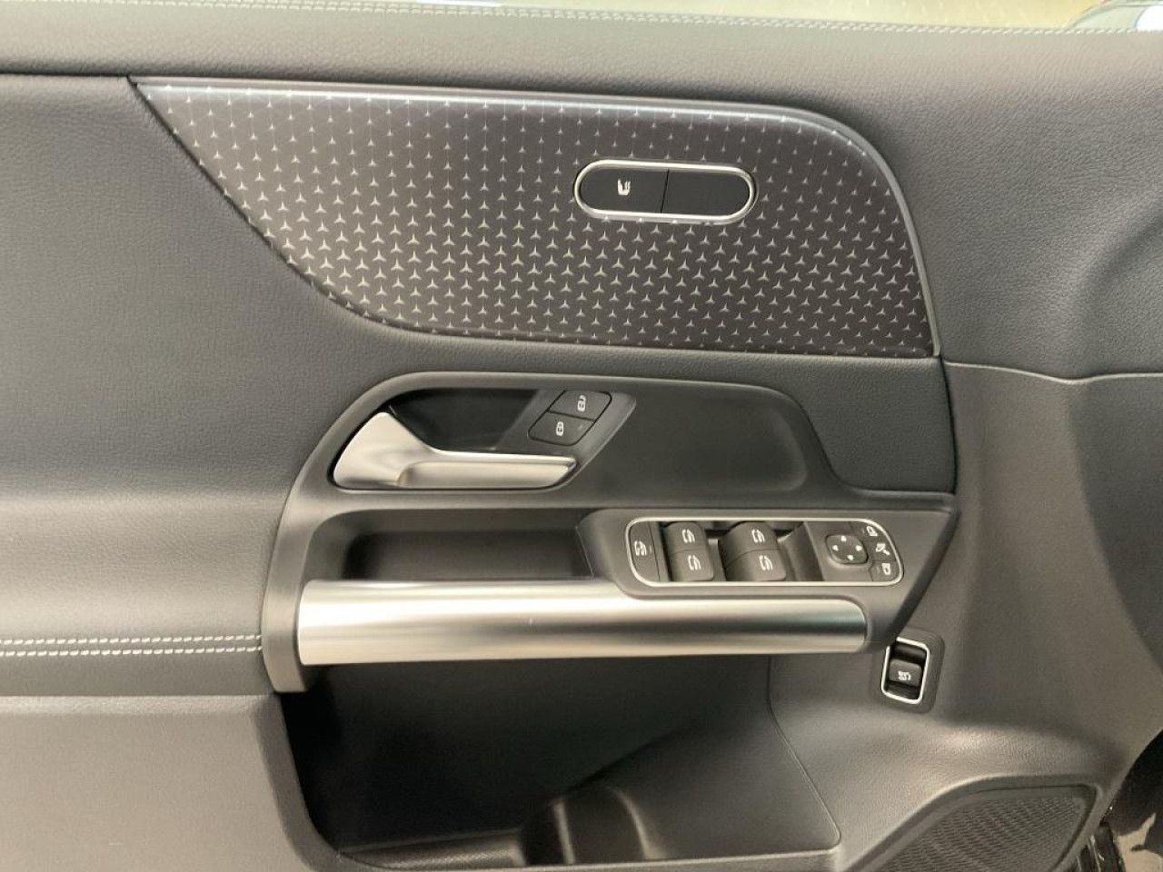 Fahrzeugbild 14 / 15