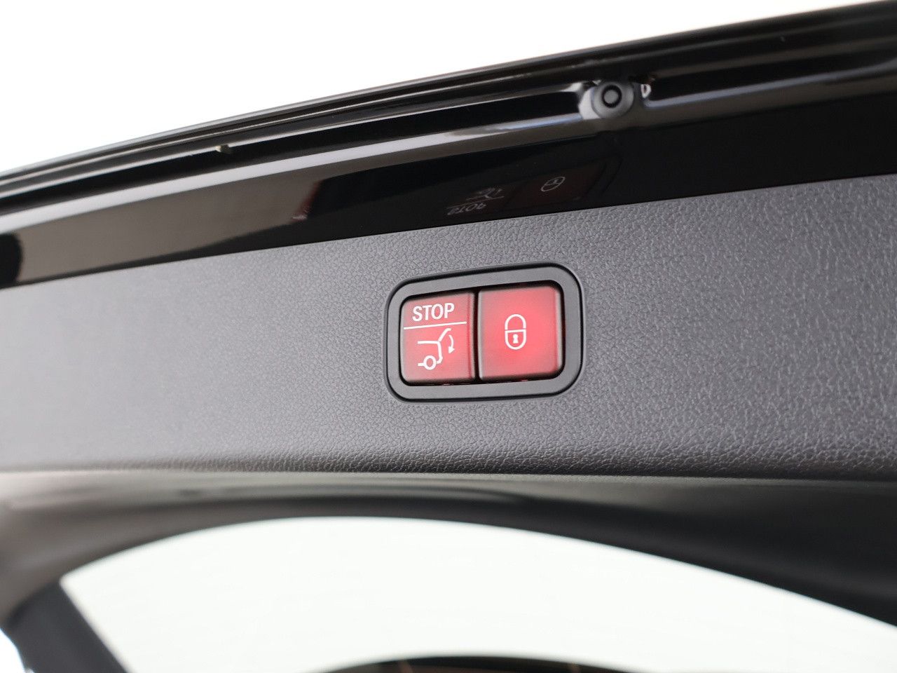 Mercedes-Benz E-Klasse – Bild 21