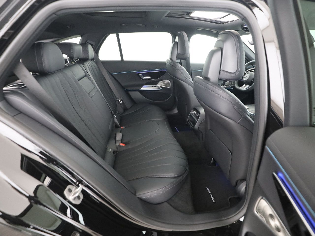 Mercedes-Benz E-Klasse – Bild 14