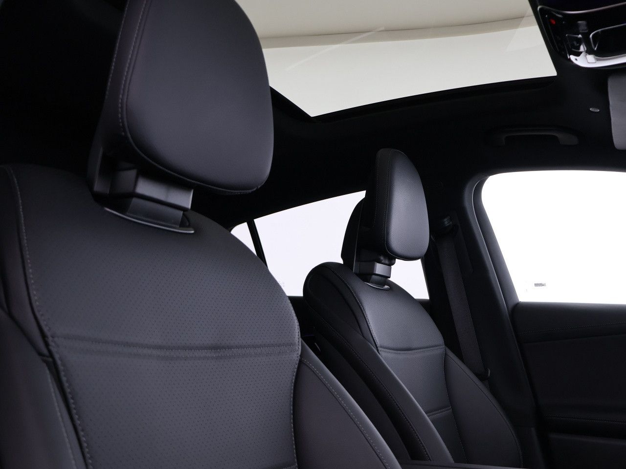Mercedes-Benz GLC – Bild 15