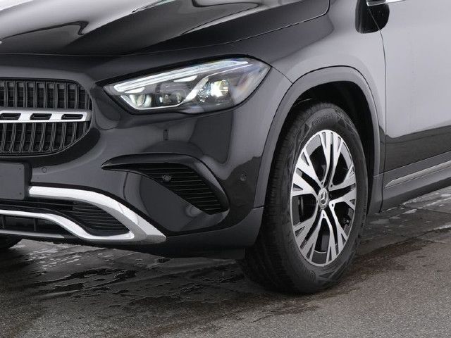 Mercedes-Benz GLA 220