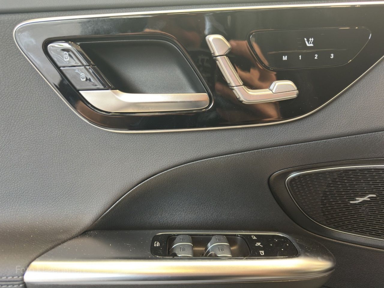 Mercedes-Benz C-Klasse – Bild 14