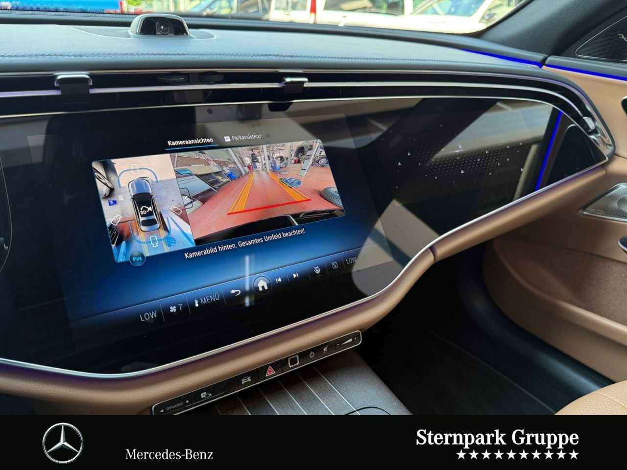 Mercedes-Benz E-Klasse – Bild 17