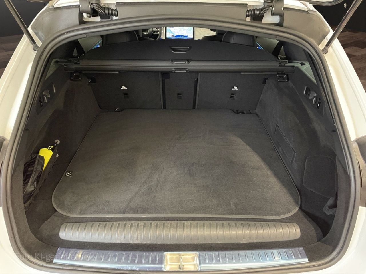 Mercedes-Benz E-Klasse – Bild 11