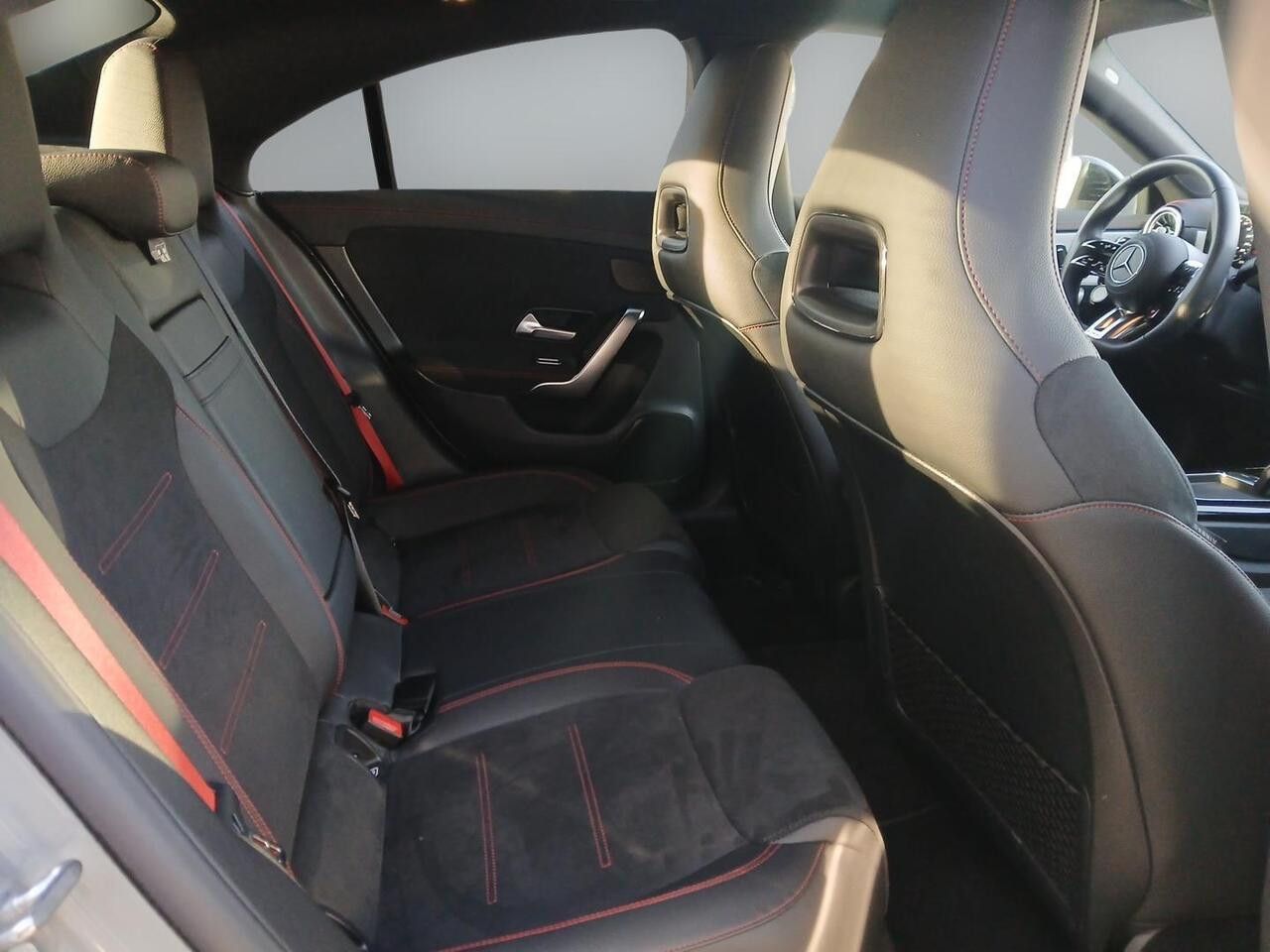 Zdjęcie pojazdu 17 / 23