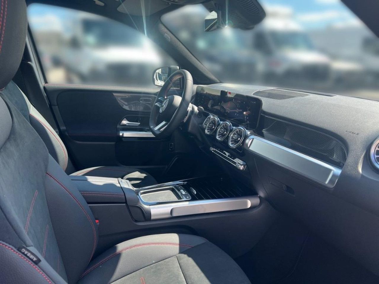 Mercedes-Benz GLB – Bild 8