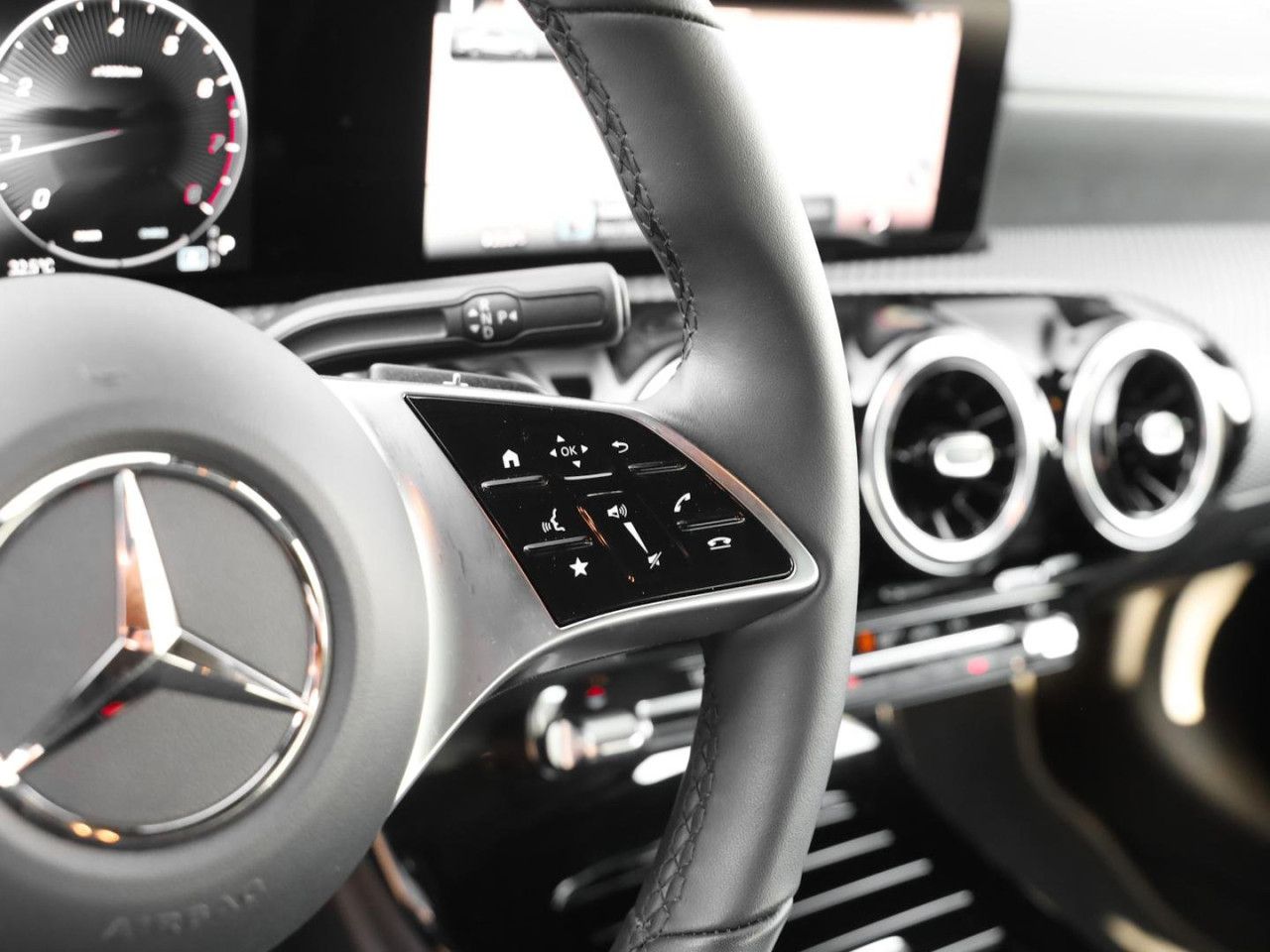 Mercedes-Benz CLA – Bild 14