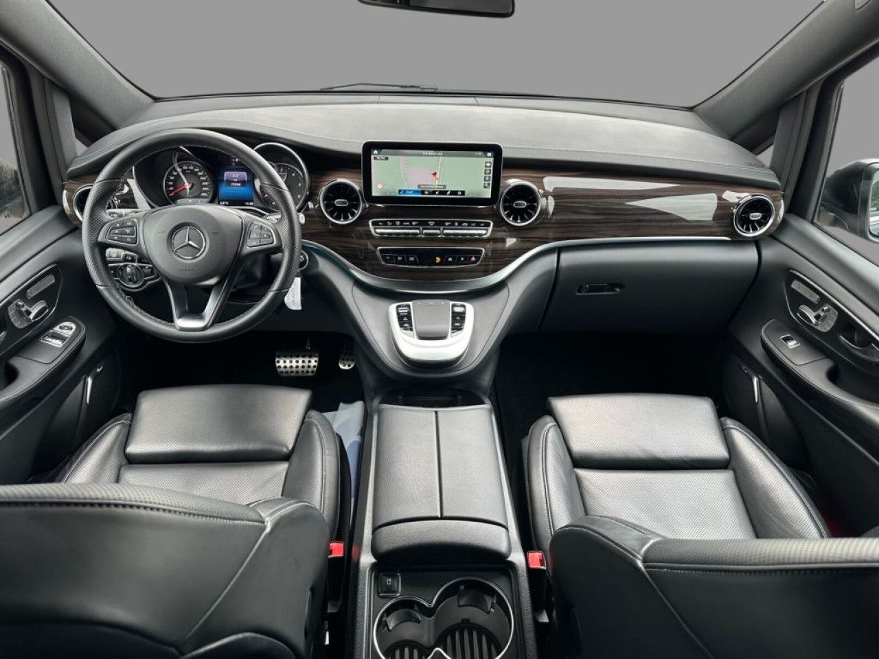 Zdjęcie pojazdu 7 / 10