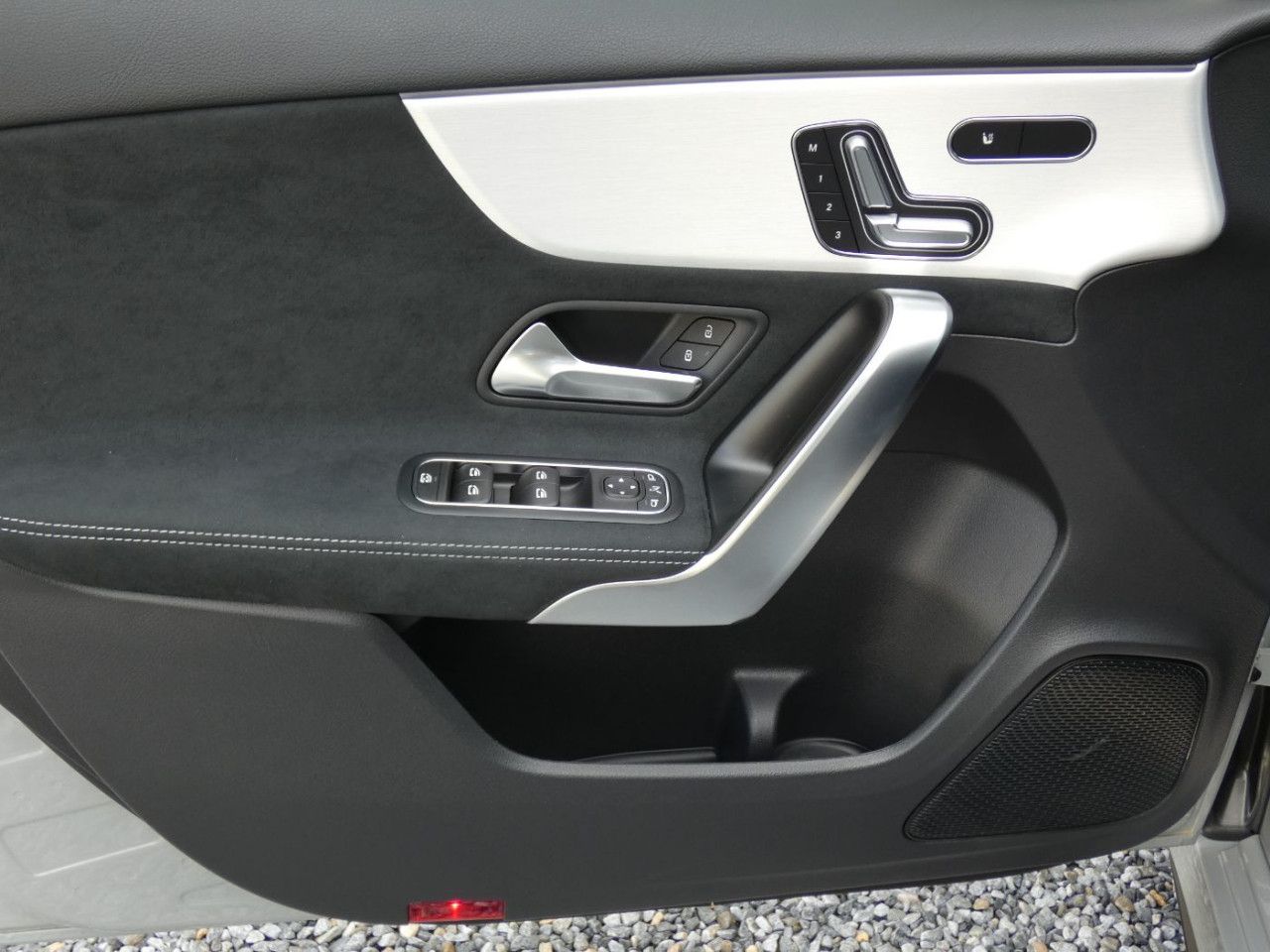 Fahrzeugbild 25 / 28